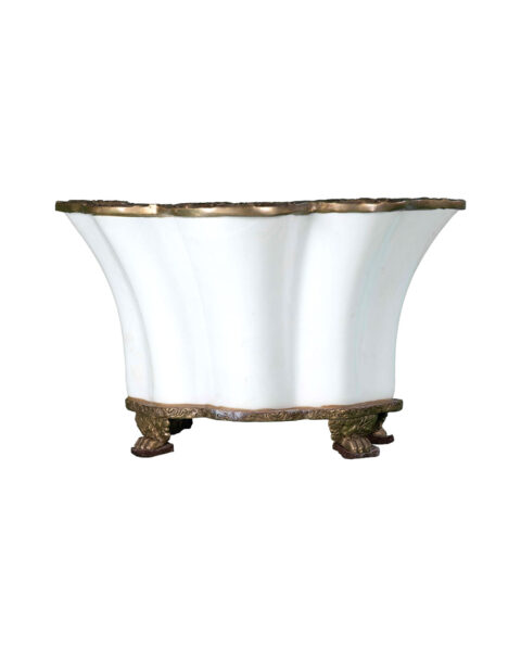 Vintage Style Scallop Footed Planter / Bowl